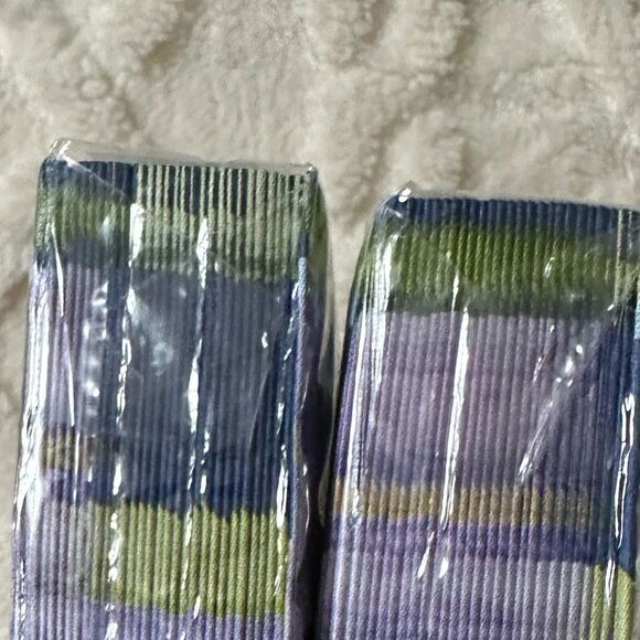 SOPHISTIPLATE 32 x 2pk Hydrangea Guest Paper Towel Napkins Blue Lavender Green - Picture 4 of 7